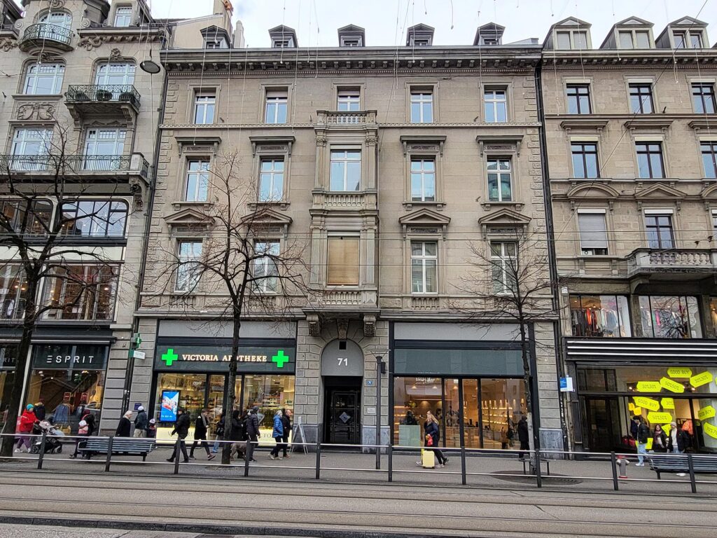 jarmo_wieland-2-Geschaeftshaus-Bahnhofstrasse-Zuerich